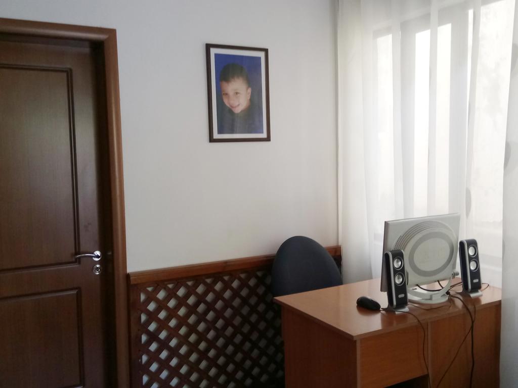 Villa Juri Garden Berat Buitenkant foto